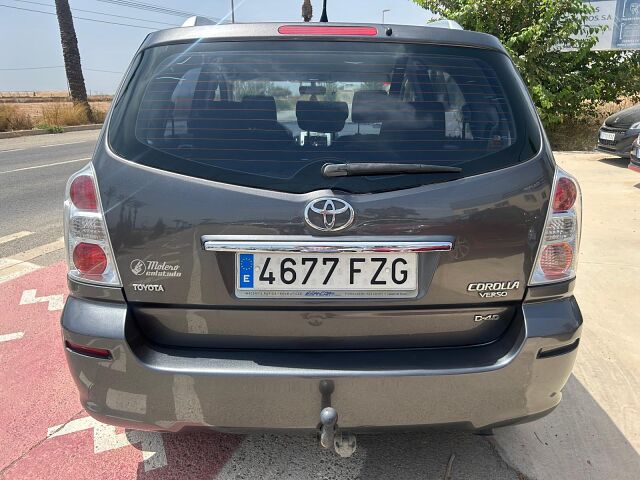 TOYOTA COROLLA VERSO 2.2 D4D SPANISH LHD IN SPAIN 91000 MILES 7 SEATS SUPERB 2008